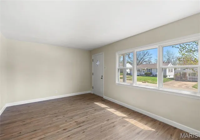 Photo 1 of Single Family Residence at 9733 Cisco Dr, Saint Louis, MO 63123 | MLS# MIS25022260 | | Sold on 2025-05-23