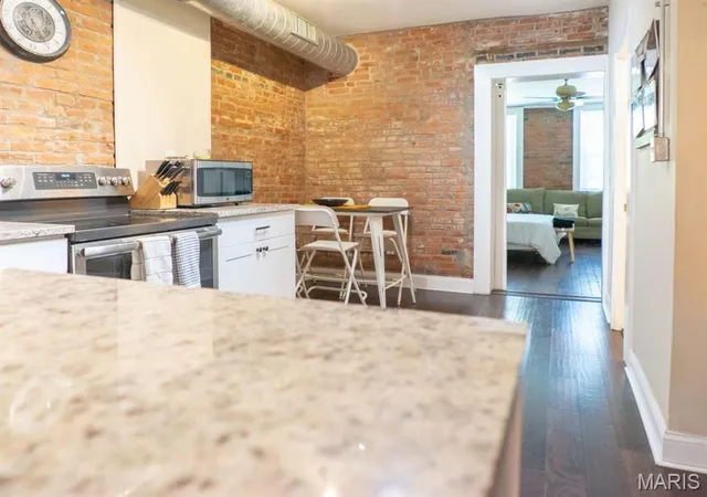 Photo 3 of Multi Family at 1030 Geyer Ave, Saint Louis, MO 63104 | MLS# MIS25022270 | | Sold on 2025-06-02