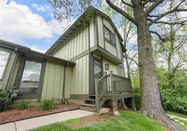Townhouse at 11148 Whispering Oaks Dr, Saint Louis, MO 63136 | MLS# MIS25022321 | | Sold on 2025-10-07