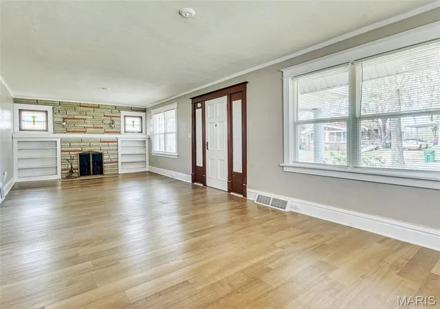 Photo 2 of Single Family Residence at 8308 Madison Ave, Saint Louis, MO 63114 | MLS# MIS25022322 |  | Sold on 2025-05-01