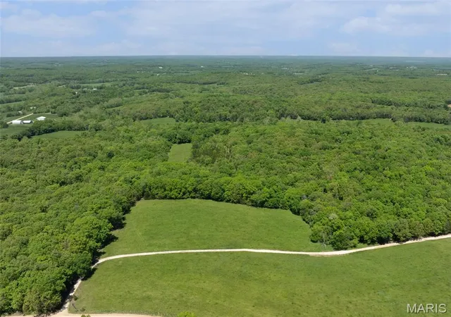 Photo 4 of Farm at 0 2123 Ac Tract #7 Horstman Rd, New Haven, MO 63068 | MLS# MIS25022334 |  | Sold on 2025-09-25