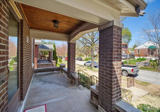 Photo 3 of Single Family Residence at 4974 Fairview Ave, Saint Louis, MO 63139 | MLS# MIS25022345 | | Sold on 2025-05-13