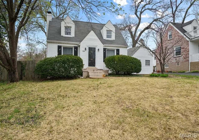 Photo 1 of Single Family Residence at 7316 Murdoch Ave, Saint Louis, MO 63119 | MLS# MIS25022444 | | Sold on 2025-05-16