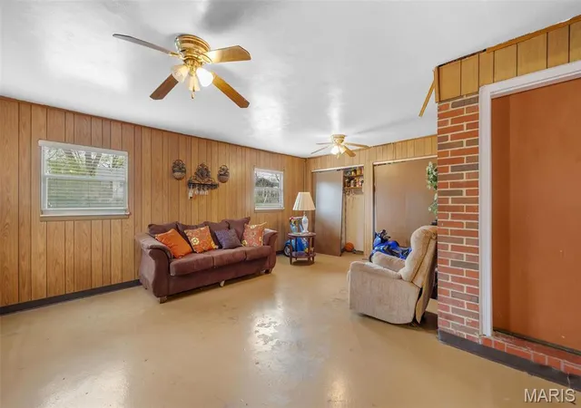 Photo 1 of Single Family Residence at 913 Lebon Dr, Saint Louis, MO 63137 | MLS# MIS25022687 | | Sold on 2025-06-12