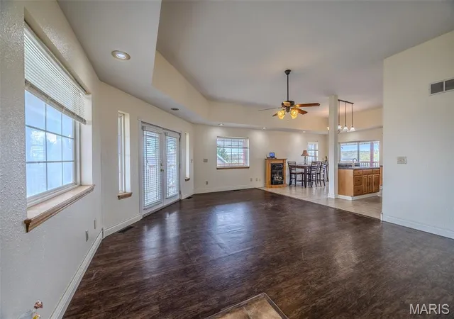 Photo 1 of Single Family Residence at 20270 Hyatt Ln, Saint Robert, MO 65584 | MLS# MIS25022688 | | Sold on 2025-11-24