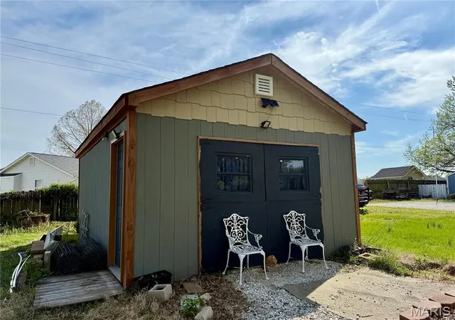 Photo 2 of Land at 538 Hickory Dale Dr, Saint Charles, MO 63304 | MLS# MIS25023092 | | Sold on 2025-06-12