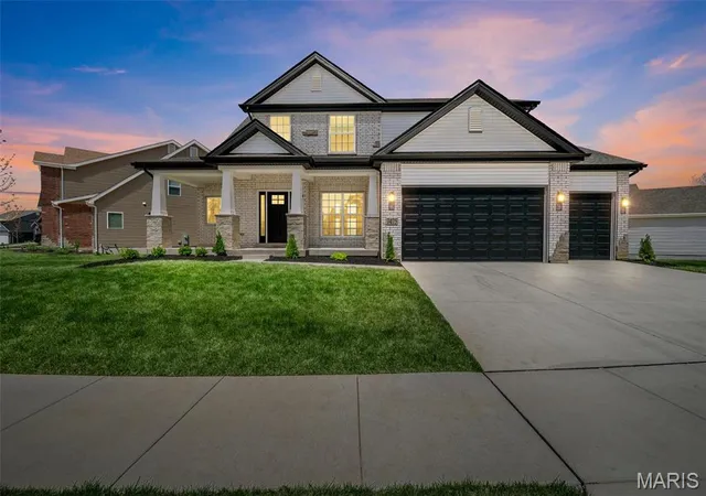 Single Family Residence at 7475 Shadow Point Dr, Saint Louis, MO 63129 | MLS# MIS25023093 | | Sold on 2025-06-05