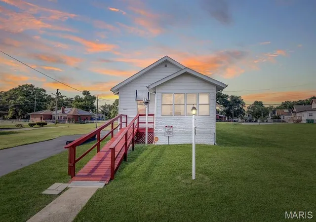 Single Family Residence at 2925 Louisiana Blvd, East Saint Louis, IL 62205 | MLS# MIS25023248 |  | Sold on 2025-06-24