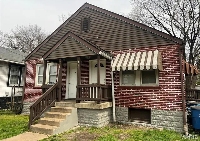 Photo 1 of Multi Family at 1256 Purcell Ave, Saint Louis, MO 63133 | MLS# MIS25023300 | | Sold on 2025-06-17