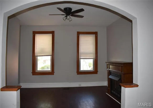 Photo 3 of Single Family Residence at 2912 Indiana Ave, Saint Louis, MO 63118 | MLS# MIS25023303 |  | Sold on 2025-08-28