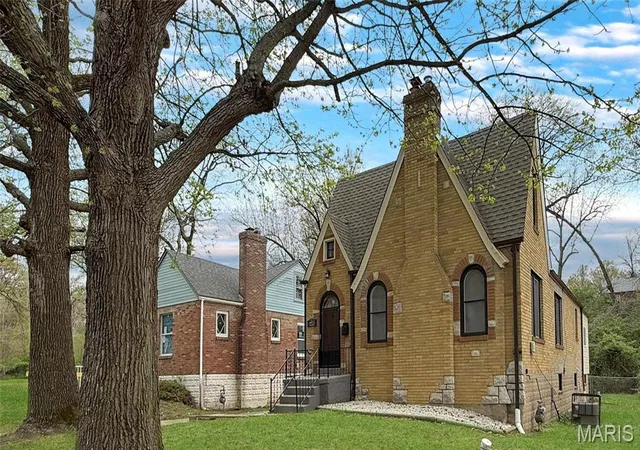 Single family home for sale at 4411 Nelson Dr, Saint Louis, MO 63121 | MLS# MIS25023360 | Listing updated on 2025-07-17