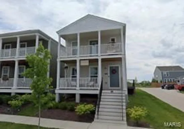 Photo 1 of Single Family Residence at 3405 Broad St, Saint Charles, MO 63301 | MLS# MIS25023476 | | Sold on 2025-05-15