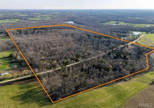 Photo 1 of Farm at 89 Kern Rd, Middletown, MO 63359 | MLS# MIS25023559 | | Sold on 2025-11-07