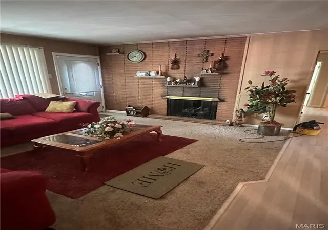 Photo 1 of Single Family Residence at 9926 Duke Dr, Saint Louis, MO 63136 | MLS# MIS25023648 | | Sold on 2025-06-18
