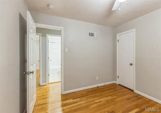 Photo 4 of Single Family Residence at 551 Larsen Ln, Saint Louis, MO 63126 | MLS# MIS25023659 | | Sold on 2025-06-04