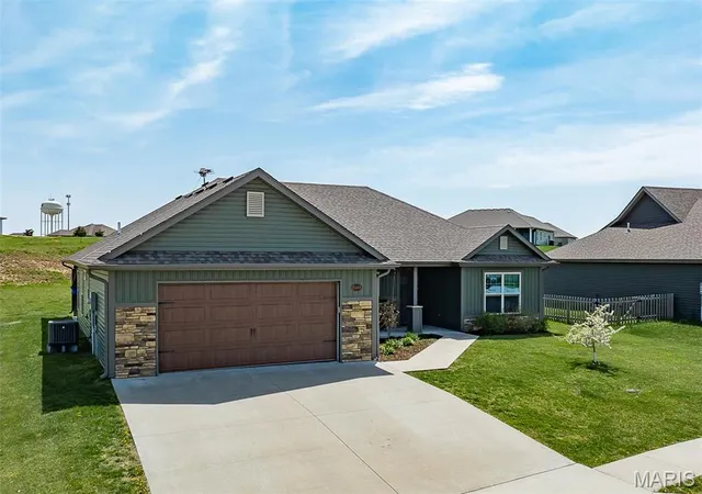 Photo 3 of Single Family Residence at 15444 Revolutionary Dr, Ashland, MO 65010 | MLS# MIS25023717 |  | Sold on 2025-05-23
