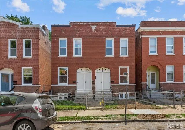 Multi family home for sale at 3226 Pennsylvania Ave, Saint Louis, MO 63118 | MLS# MIS25023824 | Listing updated on 2025-11-14