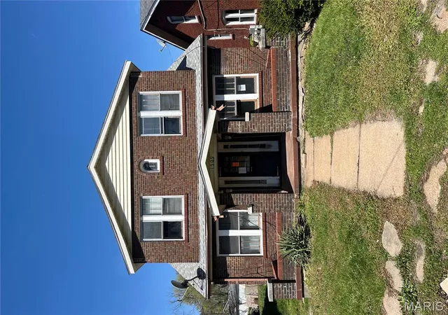 Multi Family at 1509 Partridge Ave, Saint Louis, MO 63133 | MLS# MIS25023895 | | Sold on 2025-08-15