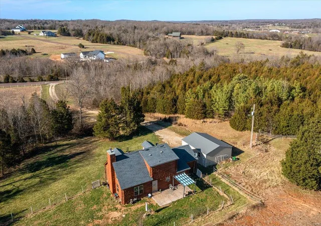 Photo 2 of Single Family Residence at 1224 Twinleaf Cir, Saint Peters, MO 63376 | MLS# MIS25023925 | | Sold on 2025-05-29
