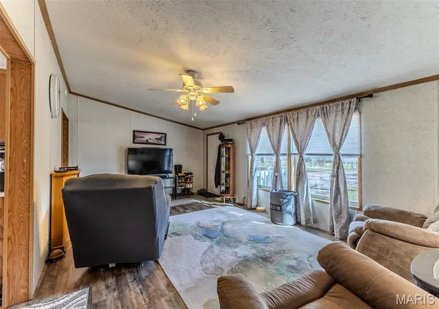 Photo 5 of Single Family Residence at 15399 Hwy Ww, Lebanon, MO 65536 | MLS# MIS25023964 | | Sold on 2025-06-05