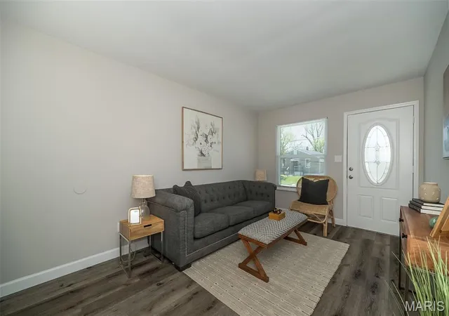 Photo 2 of Single Family Residence at 6753 Robbins Ave, Saint Louis, MO 63133 | MLS# MIS25024070 | | Sold on 2025-12-03