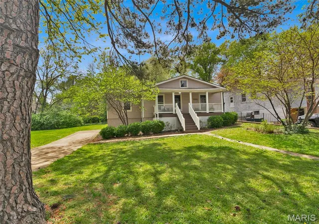 Photo 1 of Single Family Residence at 7552 Weaver Ave, Saint Louis, MO 63143 | MLS# MIS25024085 | | Sold on 2025-06-25