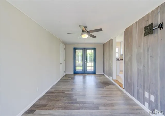 Photo 3 of Single Family Residence at 9505 Avila Dr, Saint Louis, MO 63123 | MLS# MIS25024183 |  | Sold on 2025-05-08