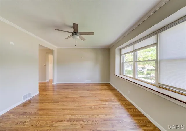 Photo 4 of Single Family Residence at 9505 Avila Dr, Saint Louis, MO 63123 | MLS# MIS25024183 |  | Sold on 2025-05-08