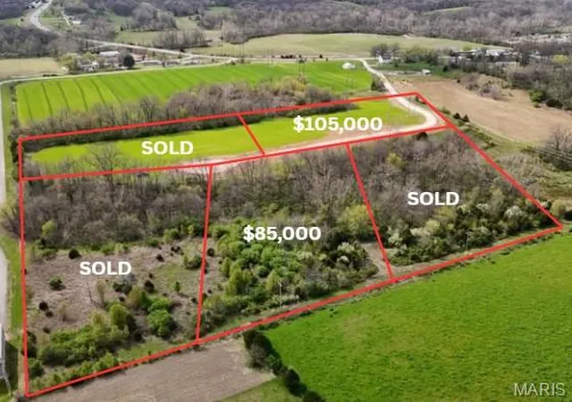 1st image of 0 Lot #1, 216 Red Mare Rd, Winfield, MO 63389 | MLS# MIS25024210