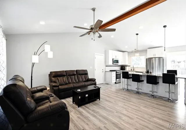 Photo 3 of Single Family Residence at 538 Misty Moss Ln, Saint Peters, MO 63376 | MLS# MIS25024267 | | Sold on 2025-05-29