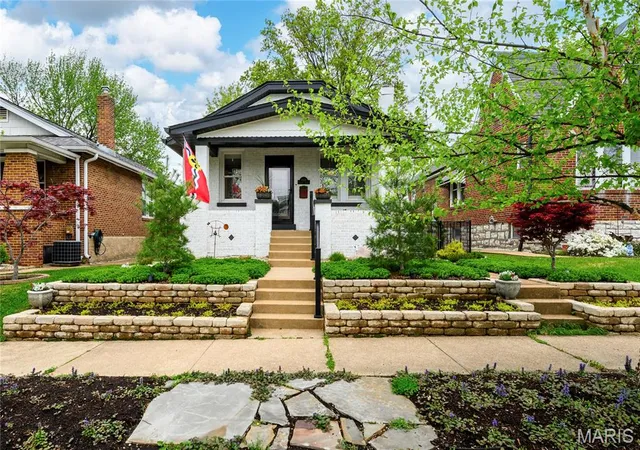 Single Family Residence at 6301 Oleatha Ave, Saint Louis, MO 63139 | MLS# MIS25024268 | | Sold on 2025-06-05