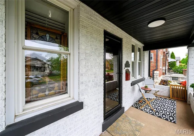 Photo 4 of Single Family Residence at 6301 Oleatha Ave, Saint Louis, MO 63139 | MLS# MIS25024268 | | Sold on 2025-06-05