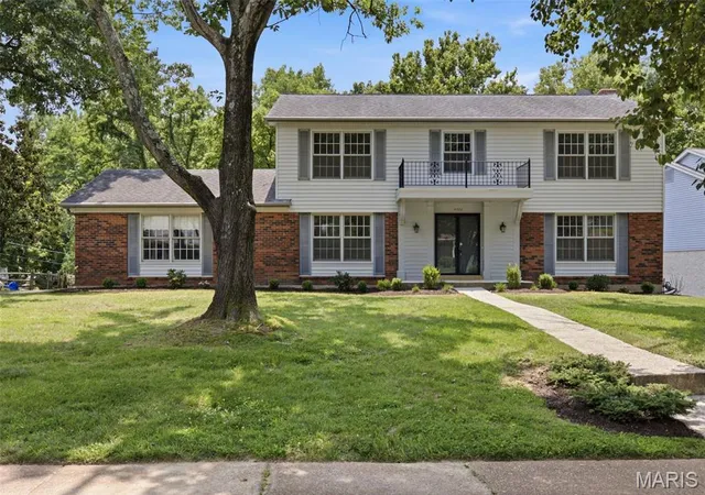 3rd image of 14336 Bramblewood Ct, Chesterfield, MO 63017 | MLS# MIS25024427