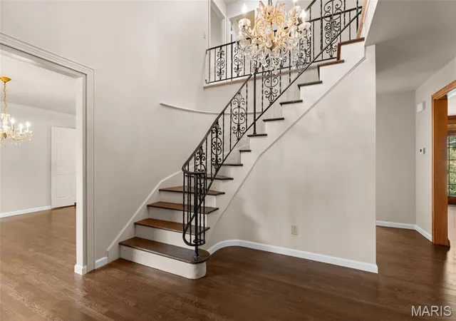 4th image of 14336 Bramblewood Ct, Chesterfield, MO 63017 | MLS# MIS25024427