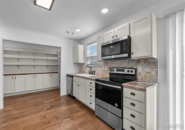 Photo 5 of Single Family Residence at 112 Tupelo St, Advance, MO 63730 | MLS# MIS25024460 | | Sold on 2025-07-17