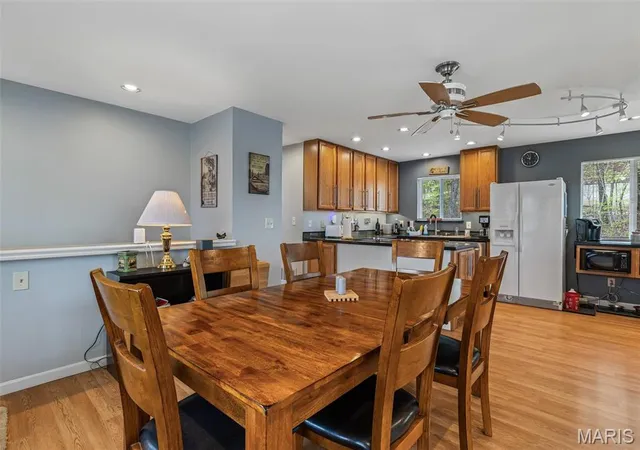 Photo 4 of Single Family Residence at 13219 Apache Point Dr, Sainte Genevieve, MO 63670 | MLS# MIS25024500 | | Sold on 2025-11-14