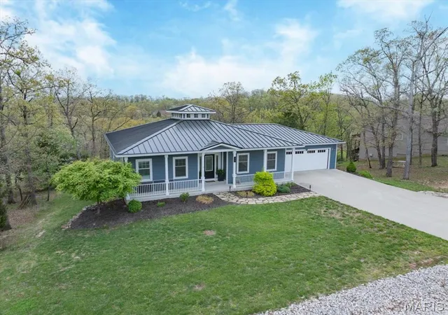 Photo 1 of Single Family Residence at 38 Highline Rd, Lake Ozark, MO 65049 | MLS# MIS25024546 |  | Sold on 2025-05-27