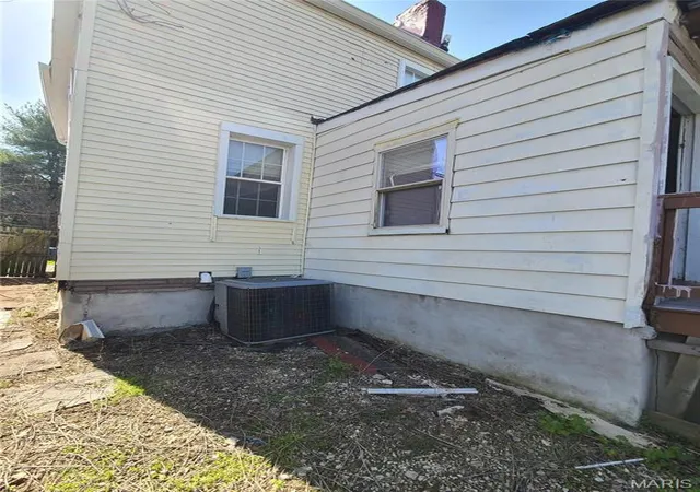 Photo 1 of Single Family Residence at 6207 Famous Ave, Saint Louis, MO 63139 | MLS# MIS25024557 | | Sold on 2025-05-19