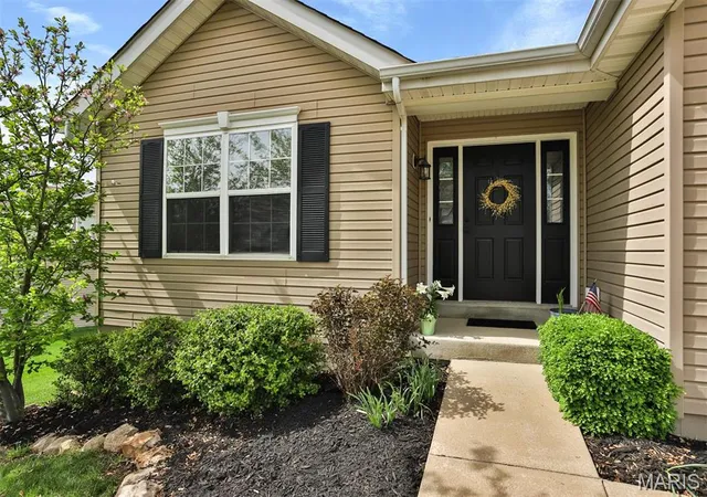 Photo 2 of Single Family Residence at 5503 Dressel Dr, Saint Charles, MO 63304 | MLS# MIS25024598 |  | Sold on 2025-06-10