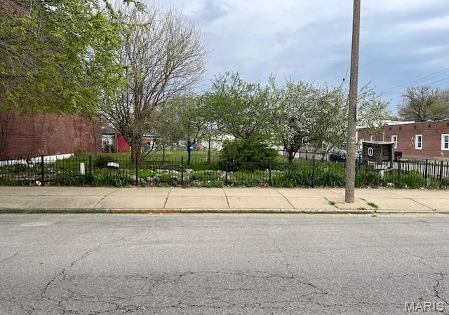 Agriculture at 7601 S Broadway, Saint Louis, MO 63111 | MLS# MIS25024743 | | Sold on 2025-09-25