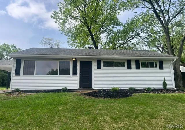 Photo 1 of Single Family Residence at 7812 Atherstone Dr, Saint Louis, MO 63121 | MLS# MIS25024749 | | Sold on 2025-06-10