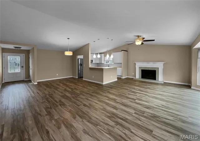 Photo 1 of Single Family Residence at 240 Barrington Dr, Saint Peters, MO 63376 | MLS# MIS25024756 | | Sold on 2025-09-18