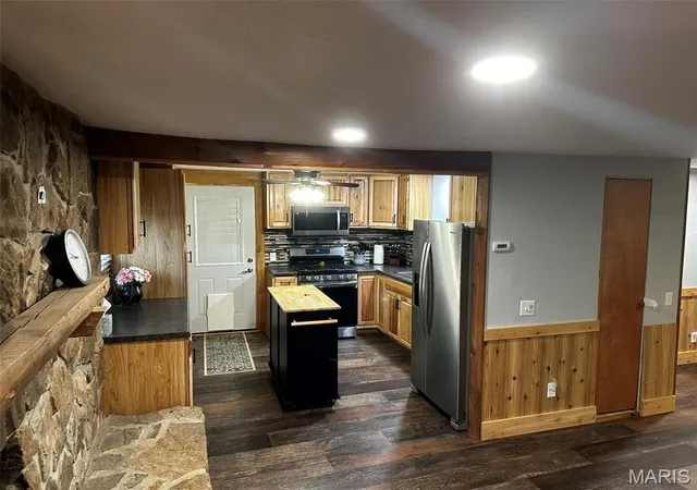 Photo 3 of Single Family Residence at 8542 Festus Ln, Glenallen, MO 63751 | MLS# MIS25024789 |  | Sold on 2025-05-20