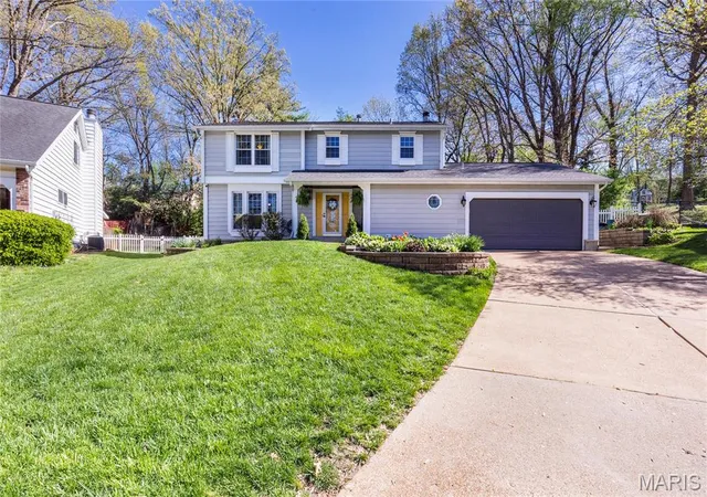 1st image of 11296 Briarstone Dr, Saint Louis, MO 63126 | MLS# MIS25025115