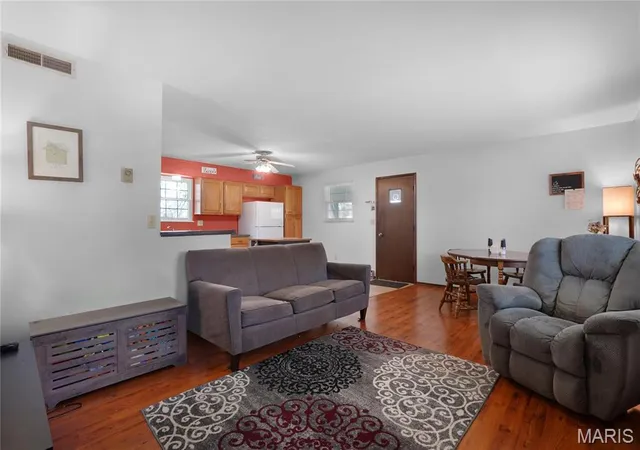 Photo 2 of Single Family Residence at 120 Melrose St, New Haven, MO 63068 | MLS# MIS25025256 | | Sold on 2025-06-05
