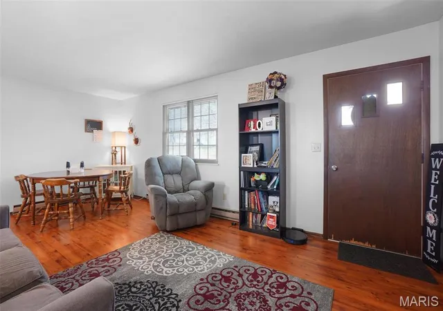 Photo 3 of Single Family Residence at 120 Melrose St, New Haven, MO 63068 | MLS# MIS25025256 | | Sold on 2025-06-05