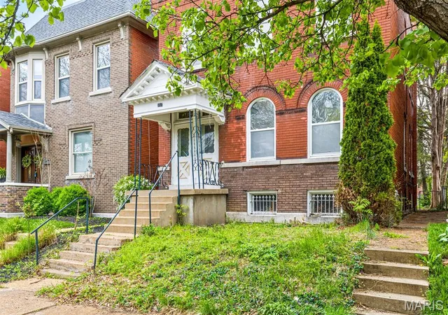 Photo 2 of Multi Family at 3727 Connecticut St, Saint Louis, MO 63116 | MLS# MIS25025608 |  | Sold on 2025-05-06