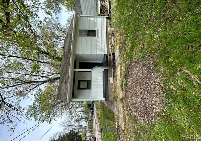 Single Family Residence at 10140 Mayfair Dr, Saint Louis, MO 63136 | MLS# MIS25025701 | | Sold on 2025-08-22