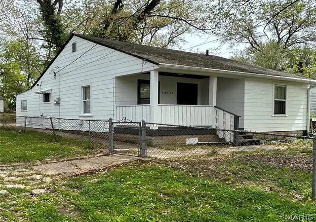 Photo 3 of Single Family Residence at 10140 Mayfair Dr, Saint Louis, MO 63136 | MLS# MIS25025701 | | Sold on 2025-08-22