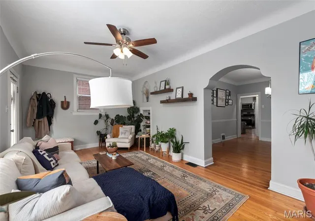 Photo 4 of Single Family Residence at 4267 Humphrey St, Saint Louis, MO 63116 | MLS# MIS25026776 | | Sold on 2025-06-04